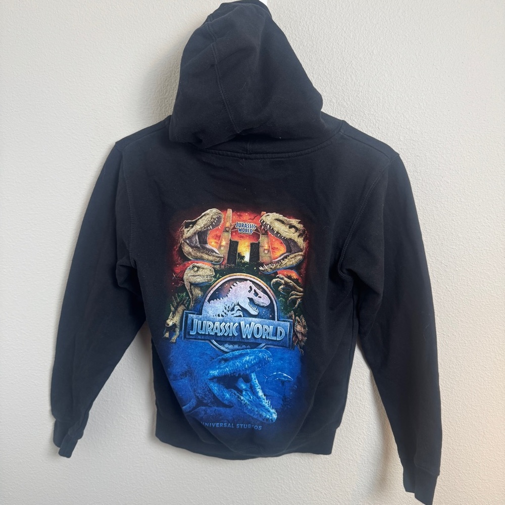 Universal Studios Jurassic World Youth Zip-Up Hooded  Sweatshirt size‎ Medium